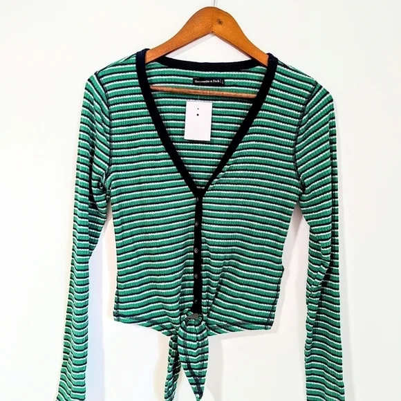 Abercrombie & Fitch V-Neck Green Striped Ribbed Long Sleeves Crop Top Size M - Picture 2 of 7